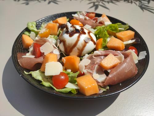 Photo de Salade buratta saveur truffe