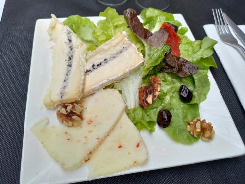 Photo de Assiette de fromages